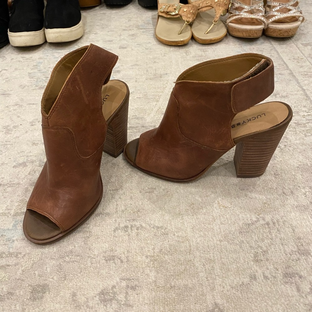 Lucky Brand shoes